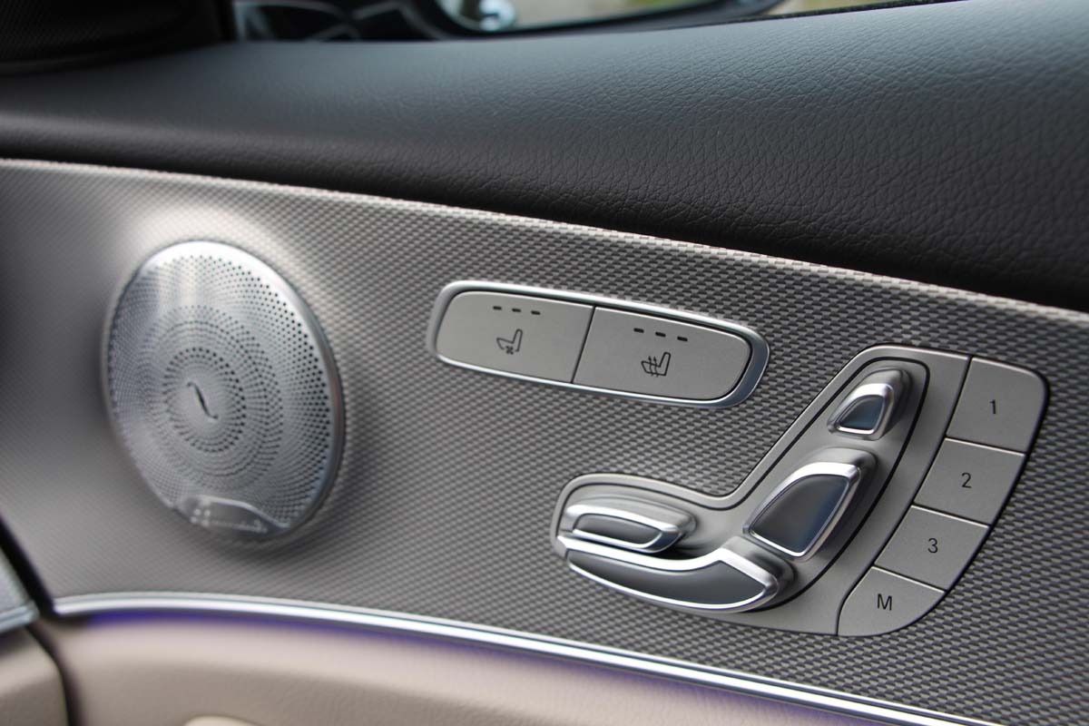 Mercedes-Benz E 2017 (30)