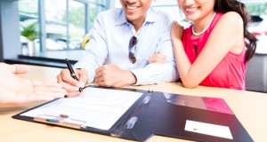 OPINION : Trois mensonges que les acheteurs racontent aux vendeurs d’autos