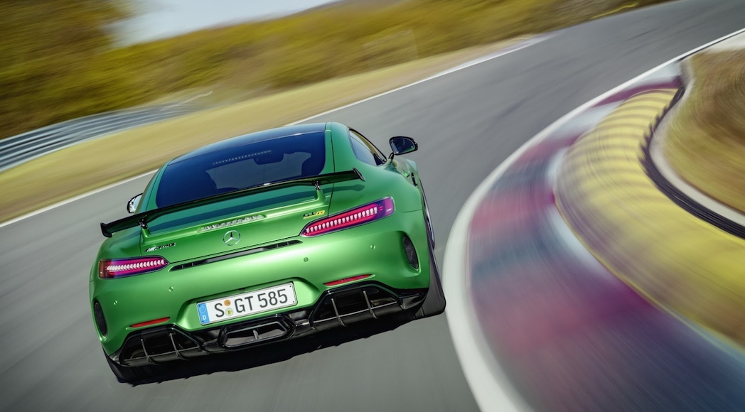 Mercedes-AMG GT-R 2017-13