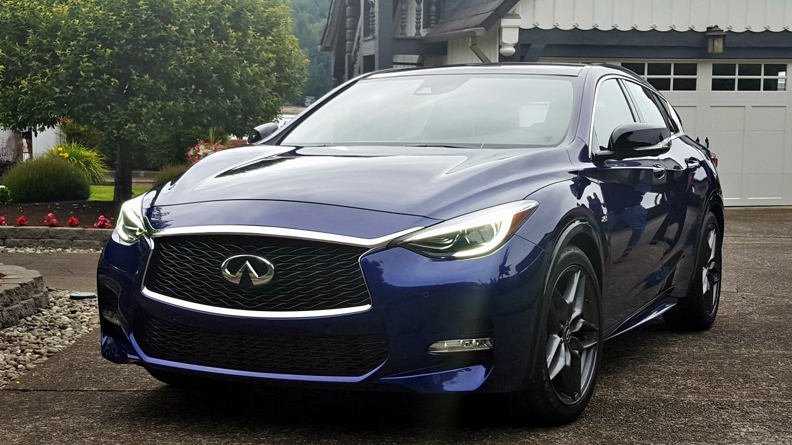 infiniti QX30005