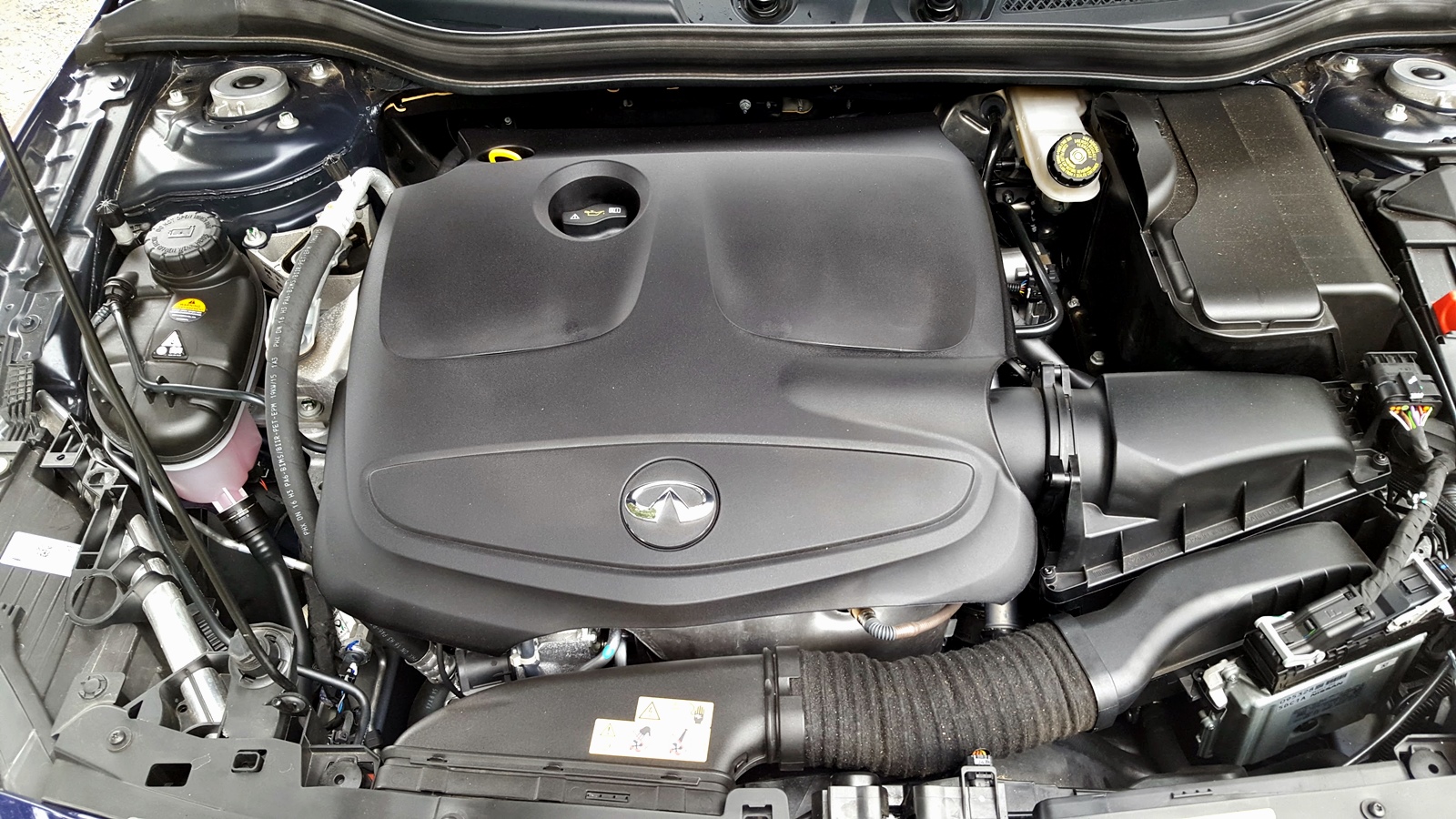 infiniti QX30015
