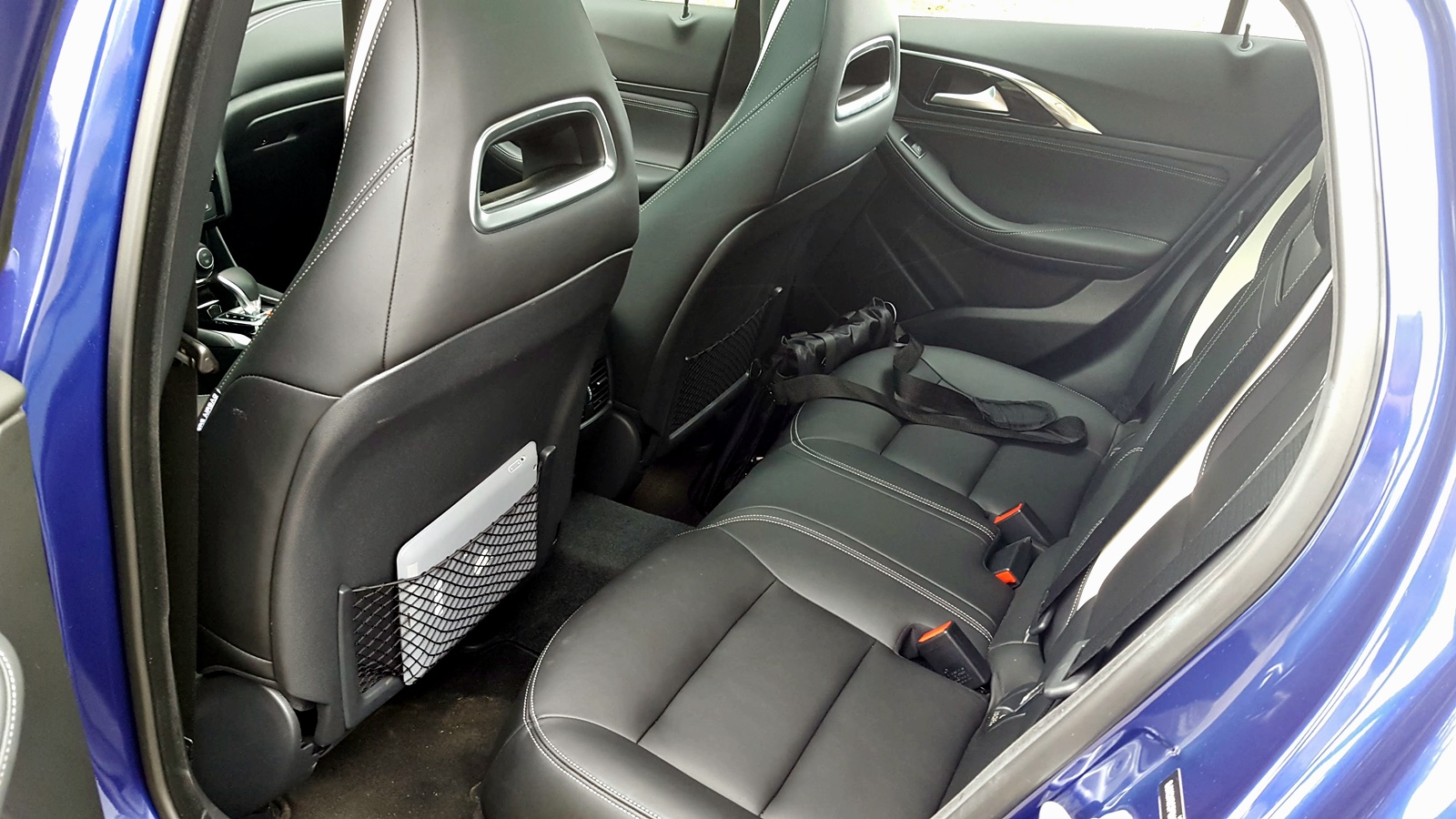 infiniti QX30019