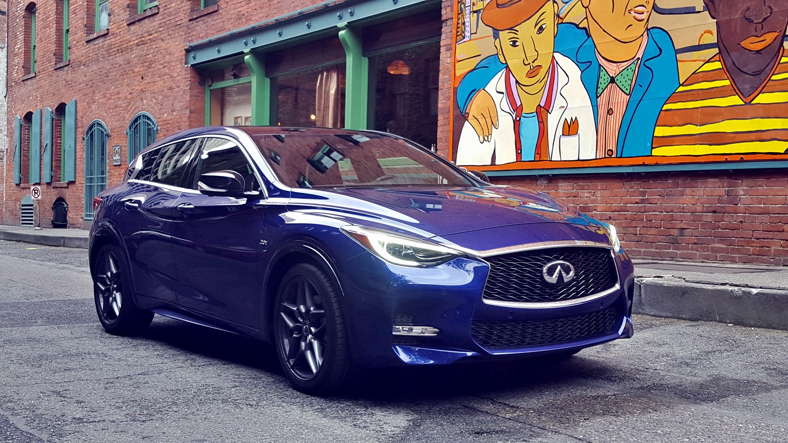 infiniti QX30023