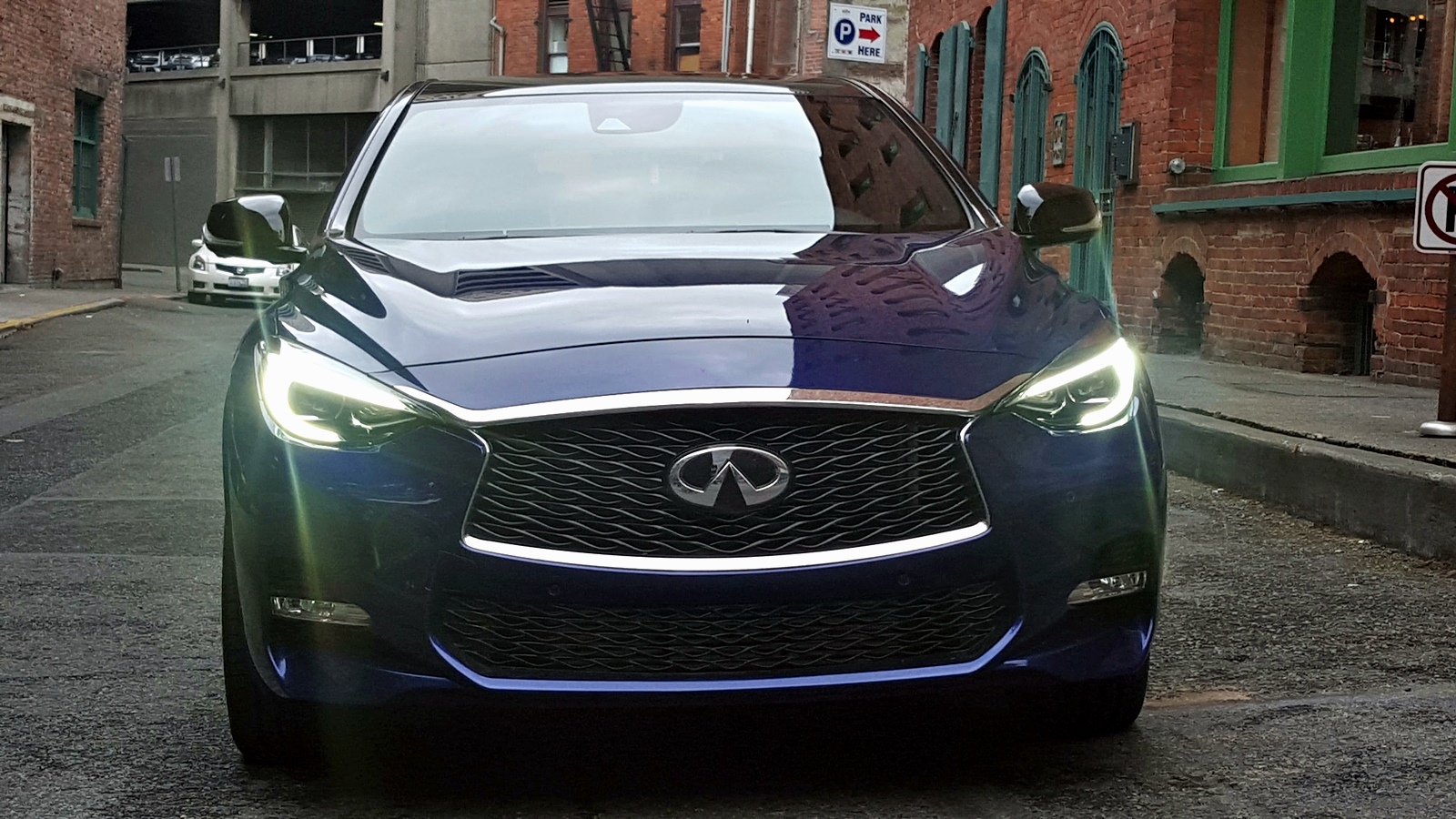 infiniti QX30024