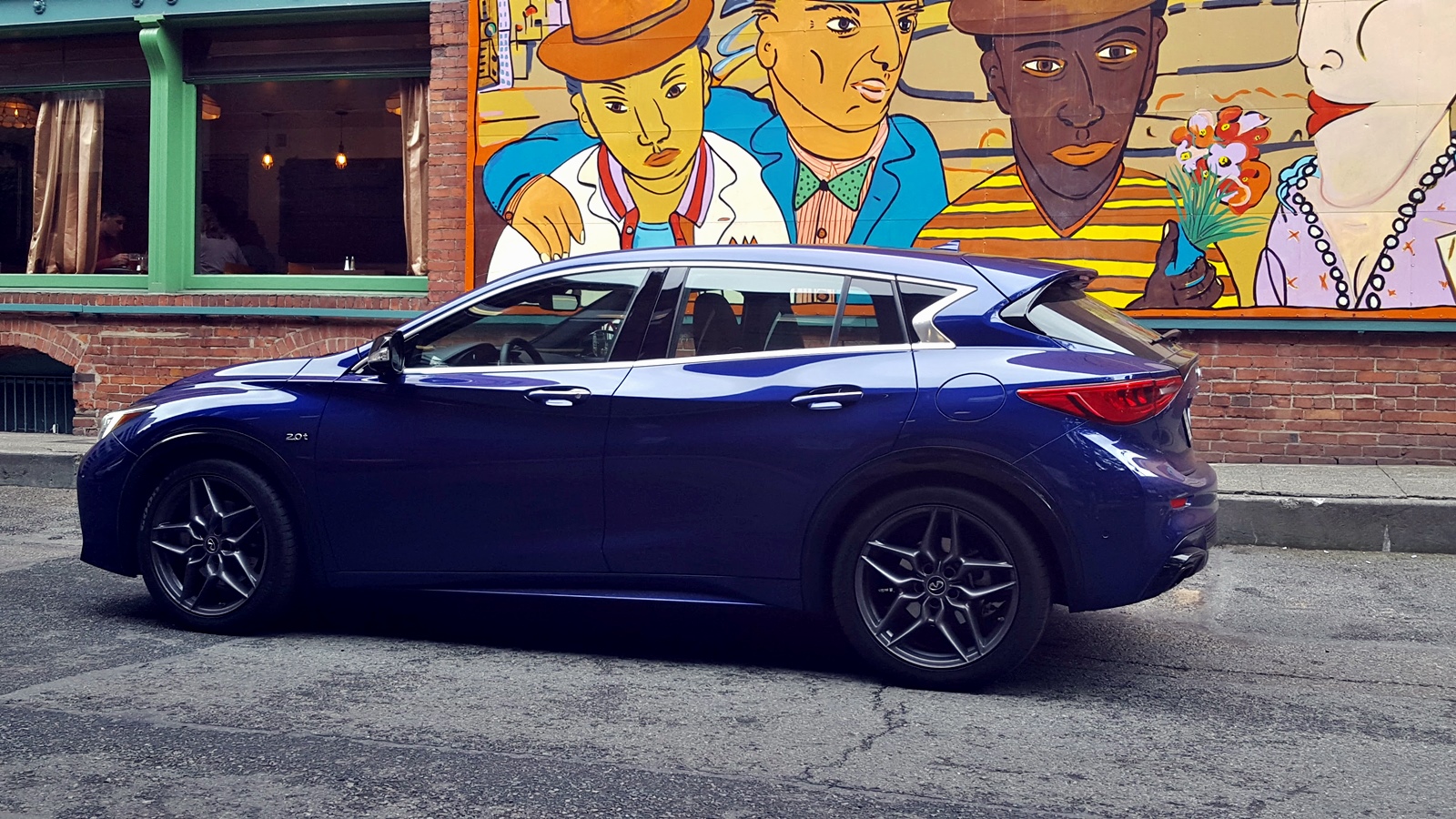 infiniti QX30026