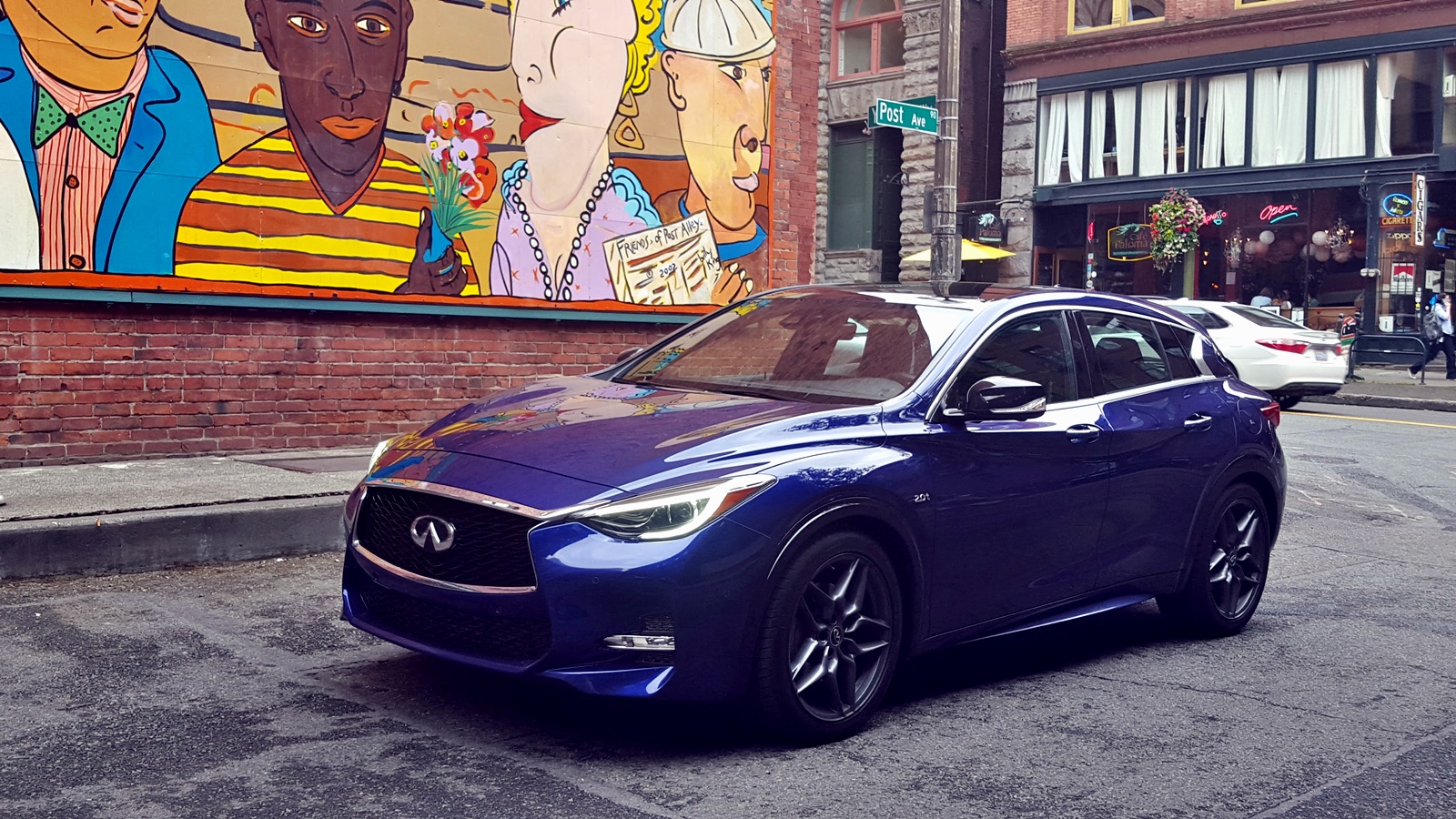 infiniti QX30028