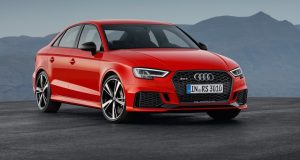 Audi RS3 2017 au Mondial de Paris, 400 chevaux à l’attaque de la CLA45