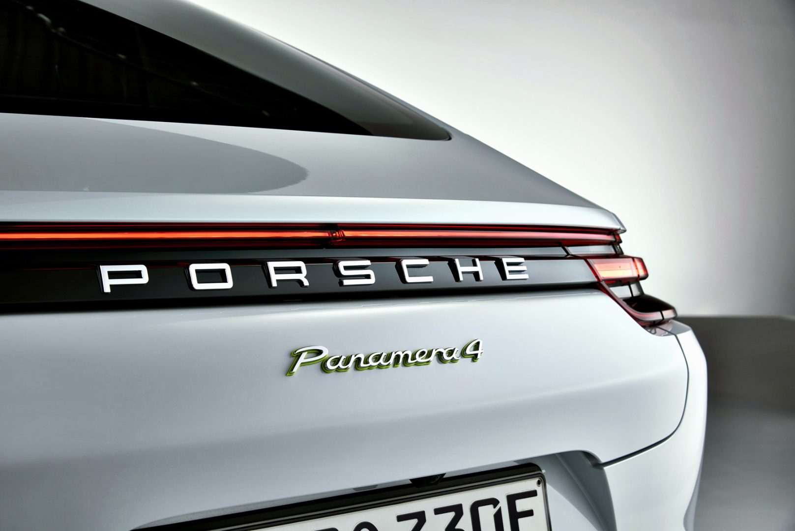 porsche-panamera-e-hybrid-007