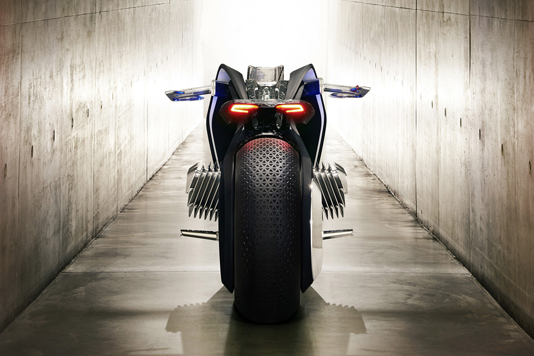 bmw-motorrad-100-vision-8