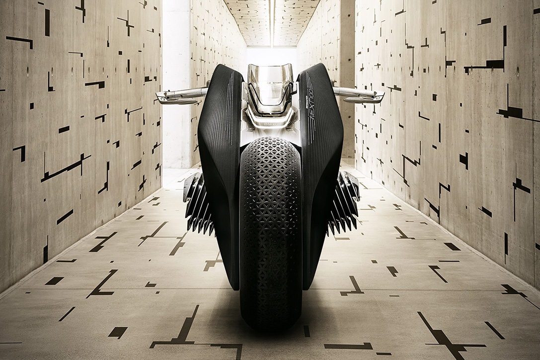 bmw-motorrad-100-vision-9