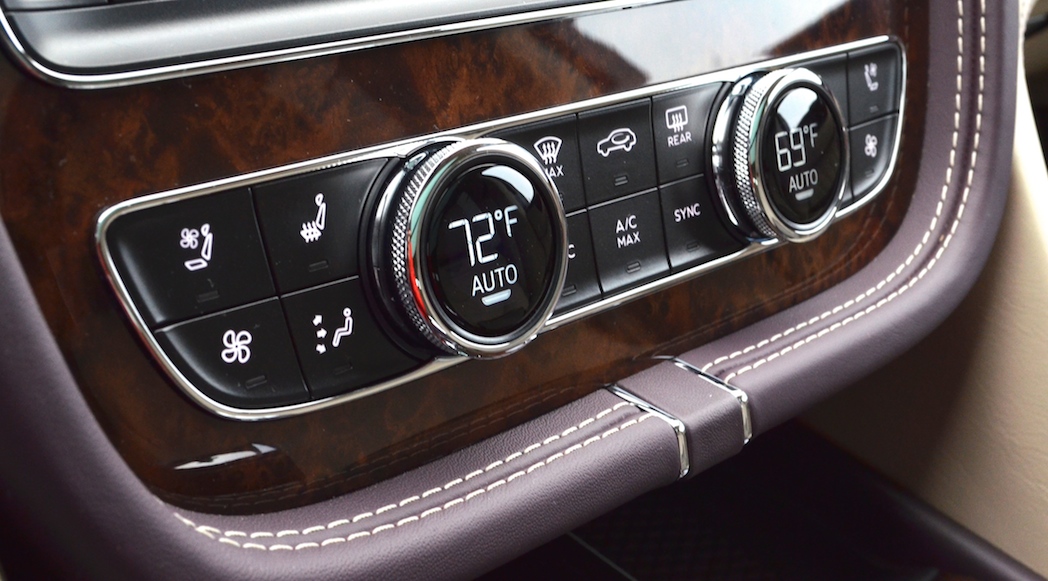 bentley-bentayga-2017-48