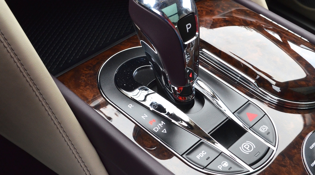 bentley-bentayga-2017-49