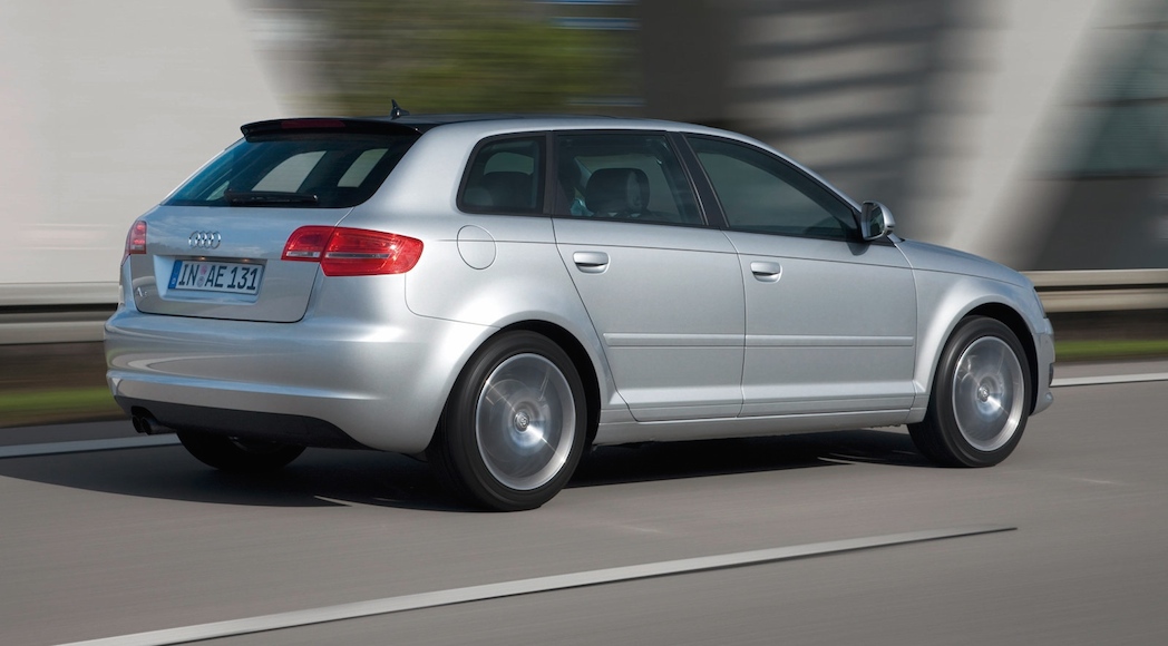 4-audi-a3-sportback-2009-4