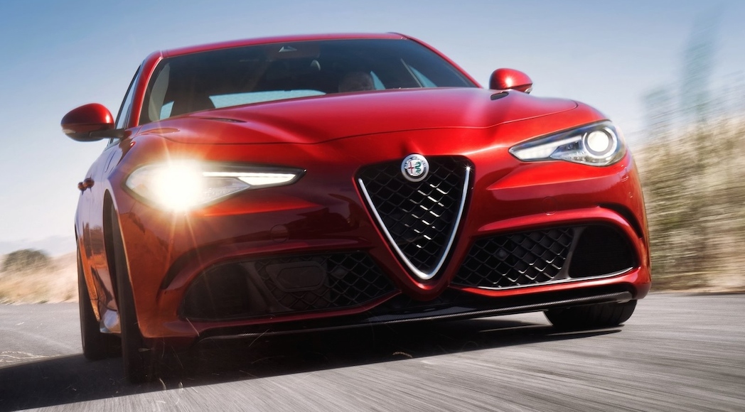 alfa-romeo-giulia-quadrifoglio-2017-2
