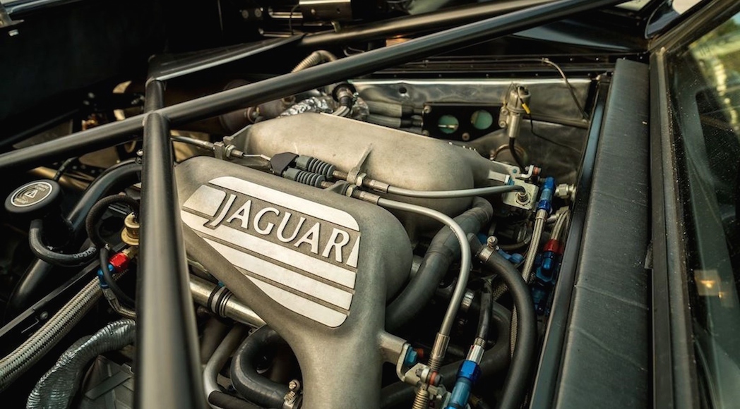 jaguar-xj220-1994-10