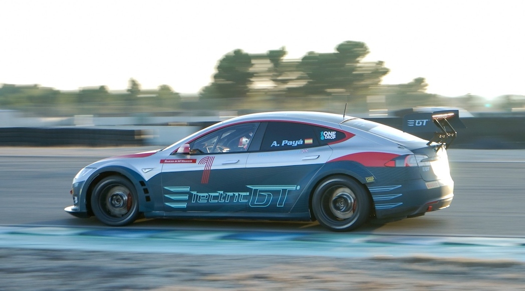 Electric GT Tesla Model S-5