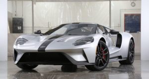 La Ford GT en version allégée