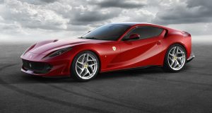 Ferrari 812 SuperFast 2018, missile de style
