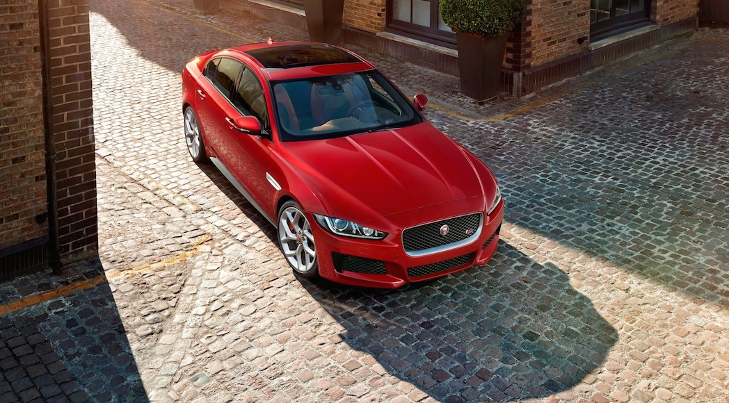Jaguar XE S 2016-4