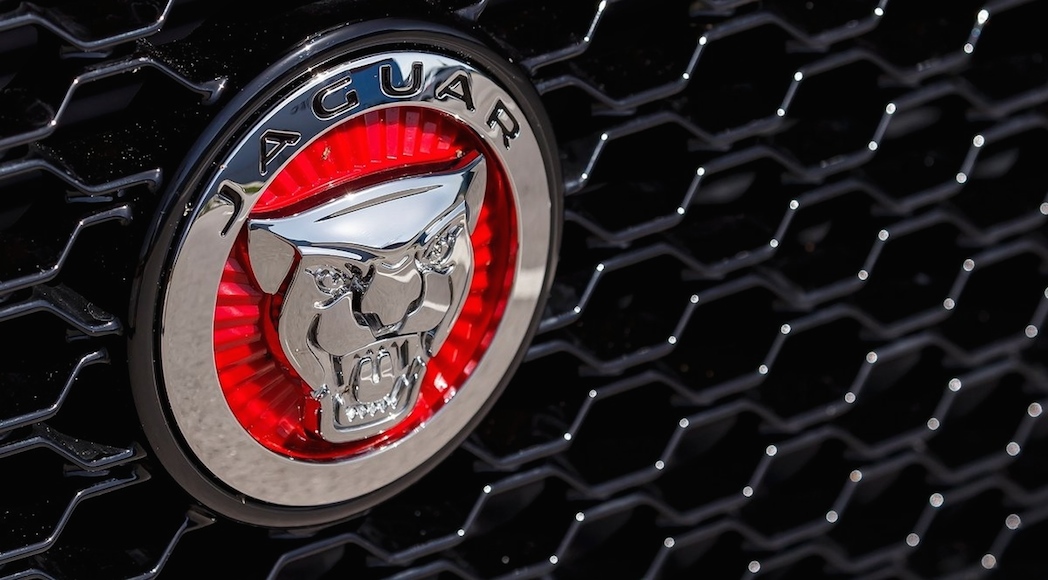 Jaguar XE S 2016-6