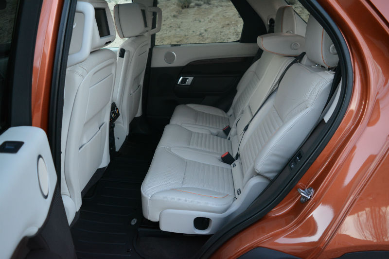 2017 Land Rover Discovery_0990