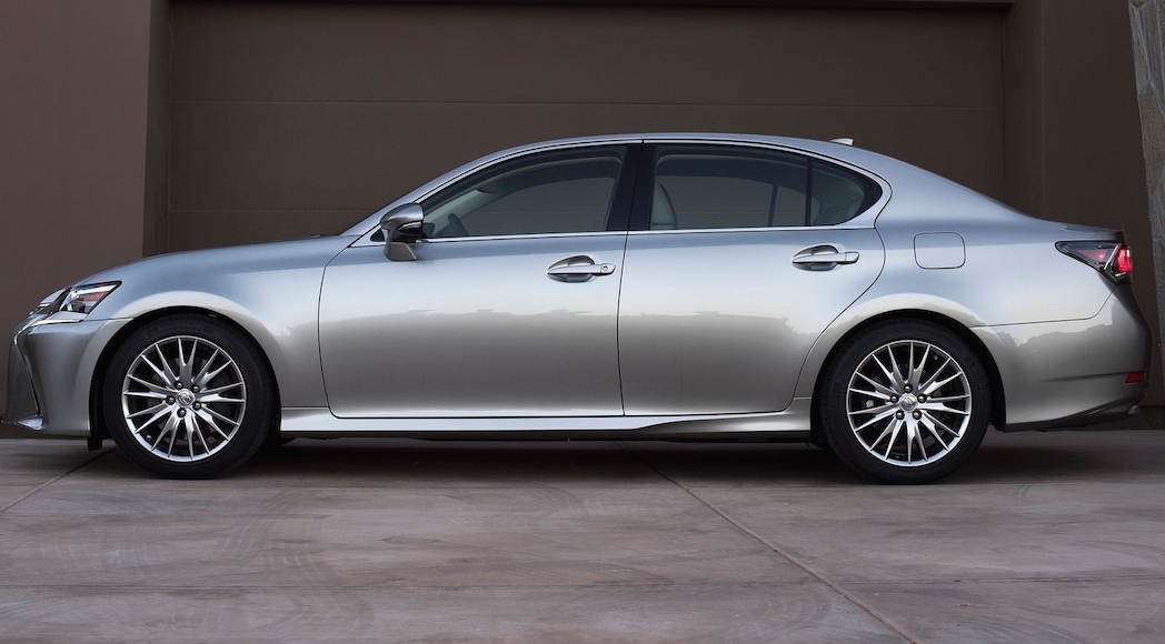 11-Lexus-GS_200t-2016-1600-05