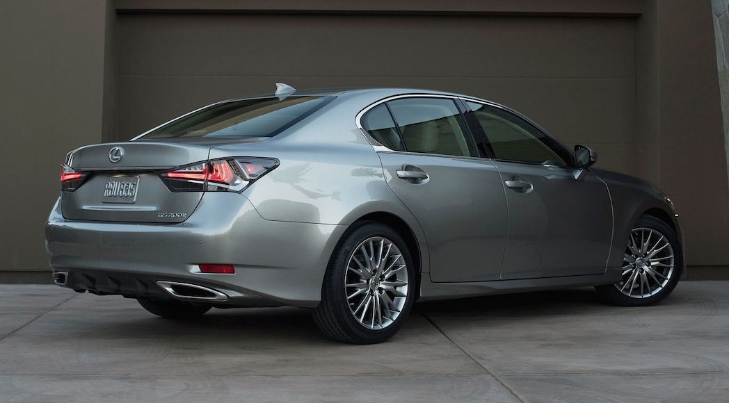 12-Lexus-GS_200t-2016-1600-06