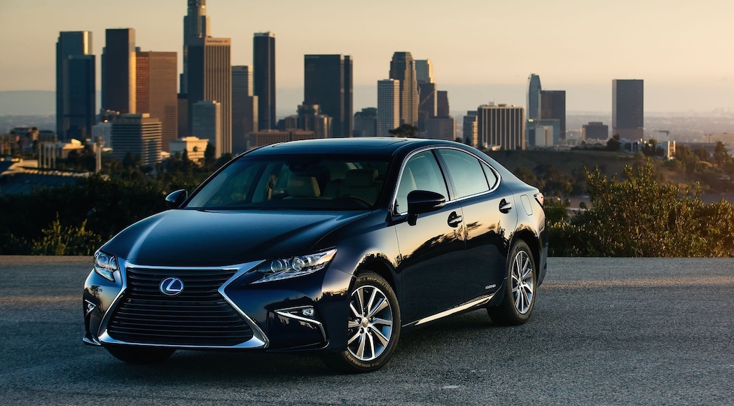 2-Lexus-ES-2016-1600-02