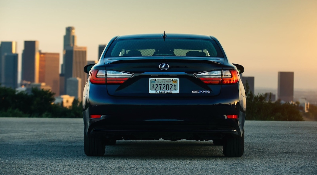 7-Lexus-ES-2016-1600-0c