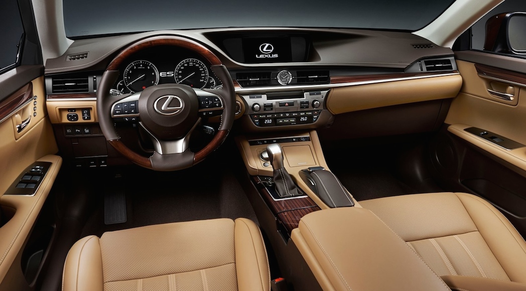 9-Lexus-ES-2016-1600-1b