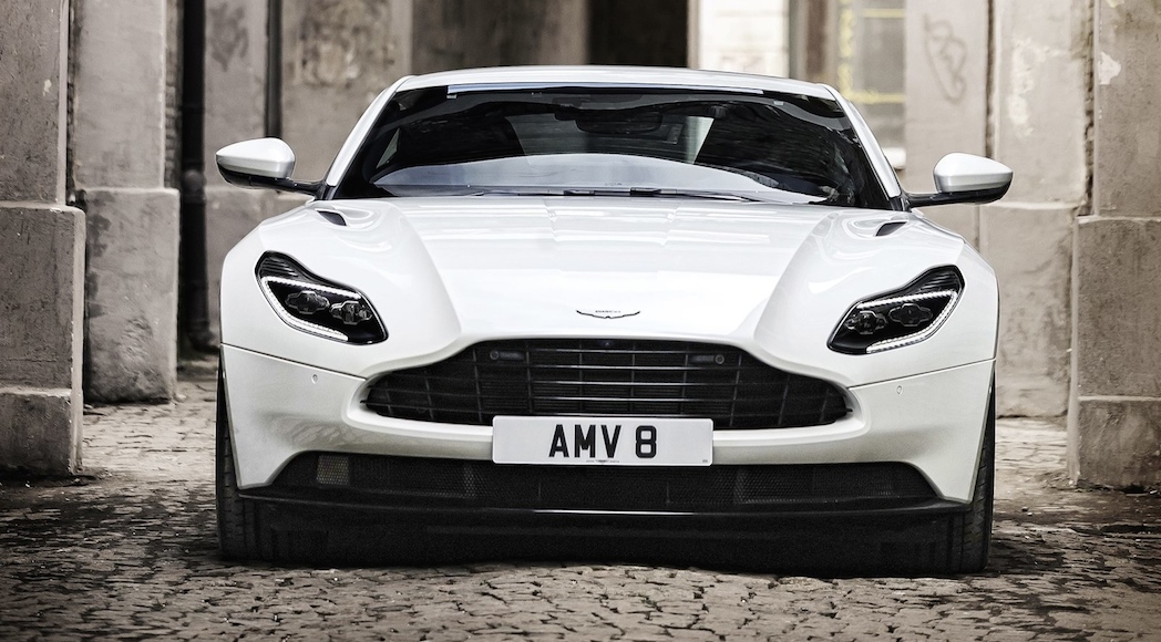 3-Aston_Martin-DB11_V8-2018-1600-05