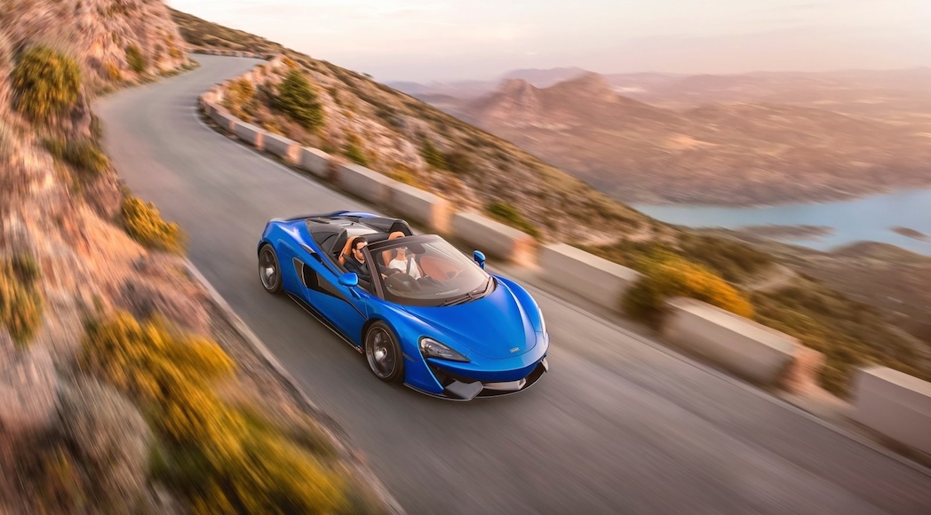 4-McLaren-570S_Spider-2018-1600-06