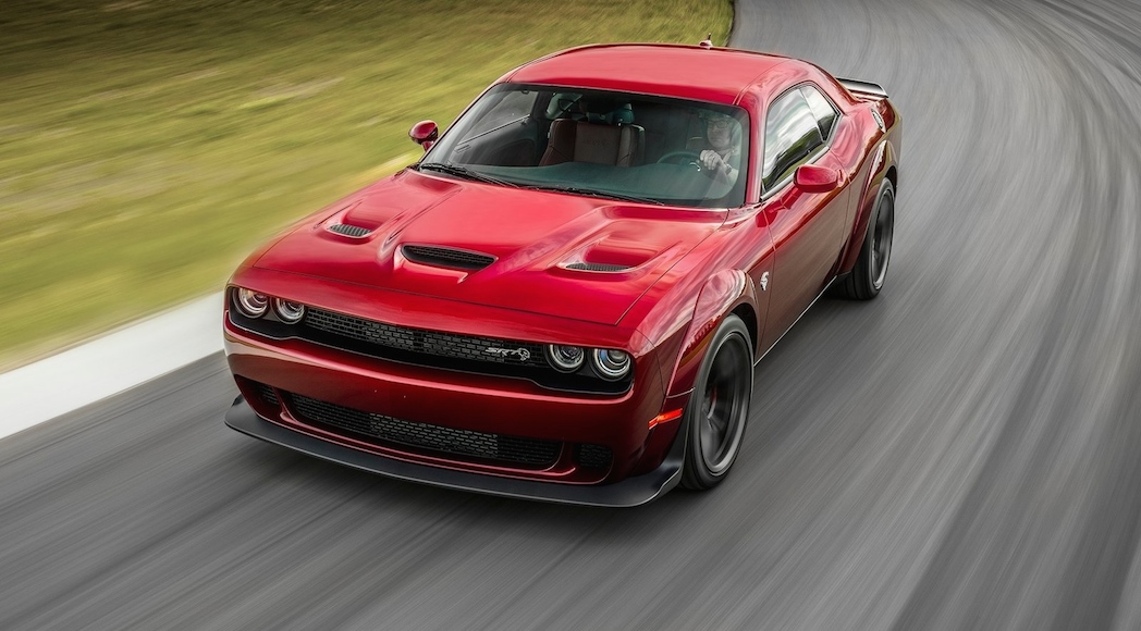 5-Dodge-Challenger_SRT_Hellcat_Widebody-2018-1600-07