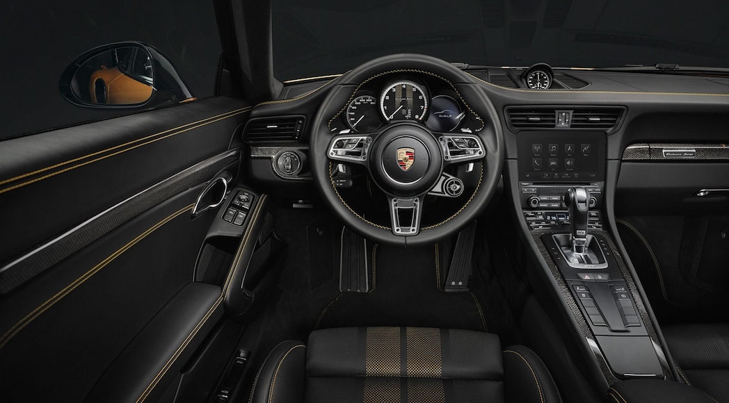 Porsche-911-Turbo-S-Exclusive-Series-2017-11