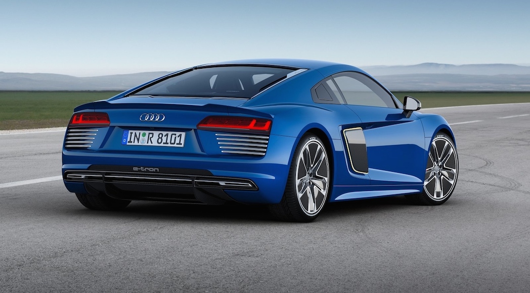 9-Audi-R8_e-tron-2016-1600-09