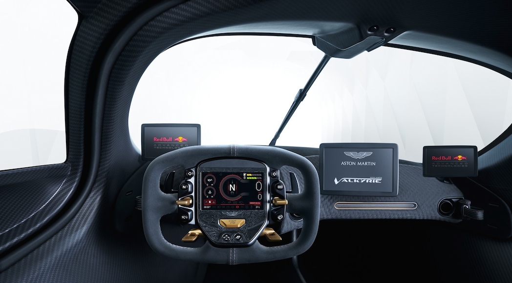 Aston Martin Valkyrie 2019-16