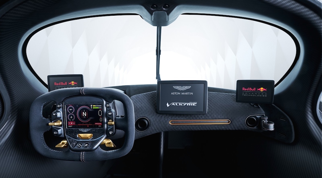 Aston Martin Valkyrie 2019-17