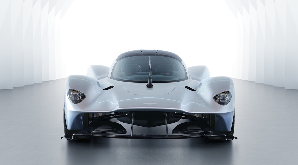 Aston Martin Valkyrie 2019-3
