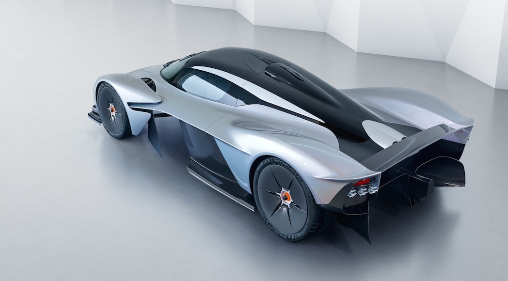 Aston Martin Valkyrie 2019-8