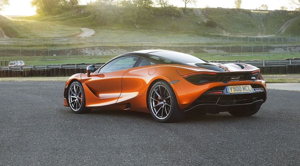 McLaren 720S 2018-16