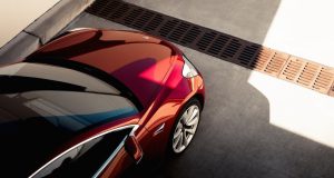 ACTUALITÉ AUTO: 63 000 réservations de la Tesla Model 3 annulées