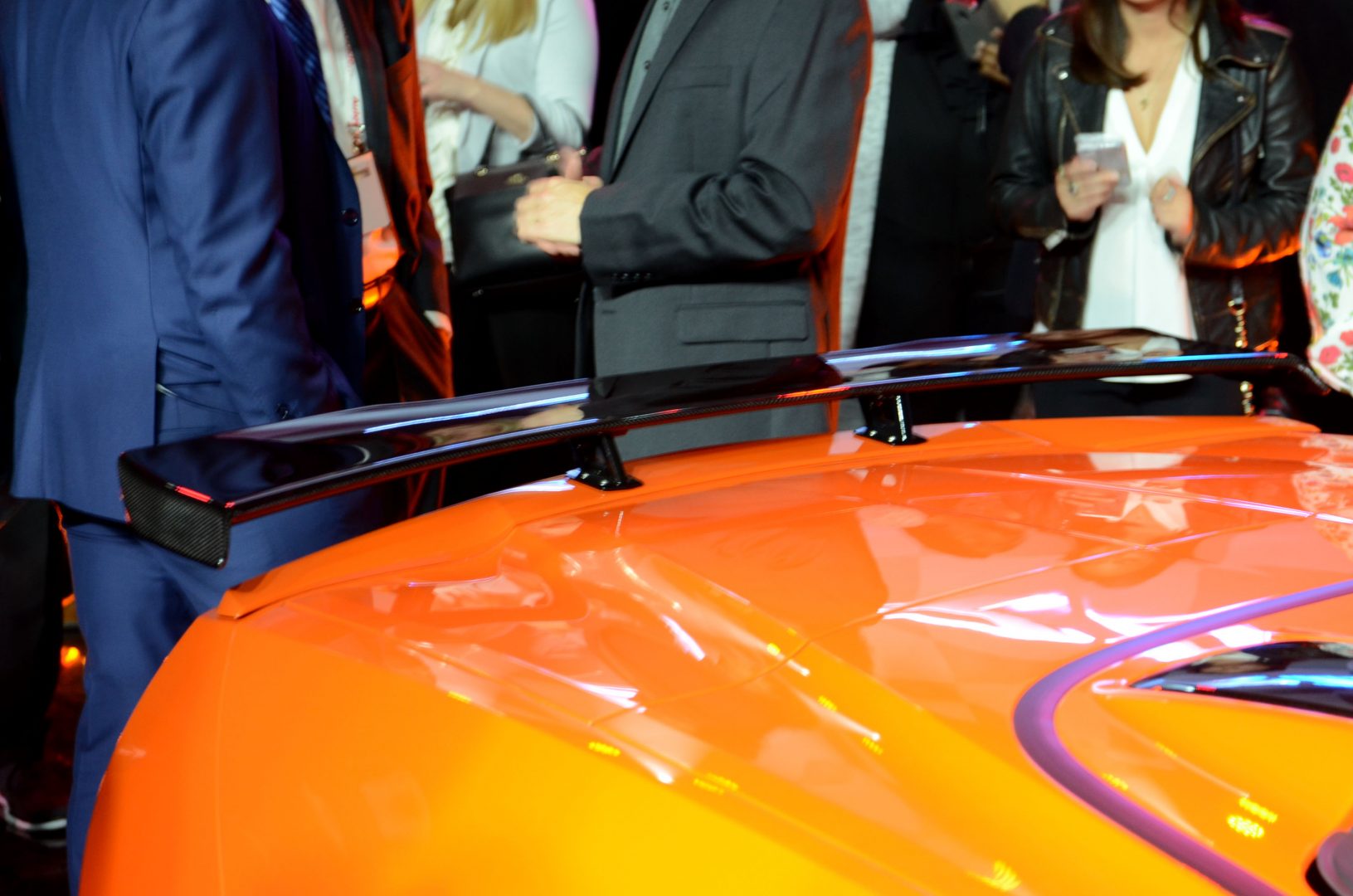 Chevrolet-Corvette-ZR1-2019 (2)