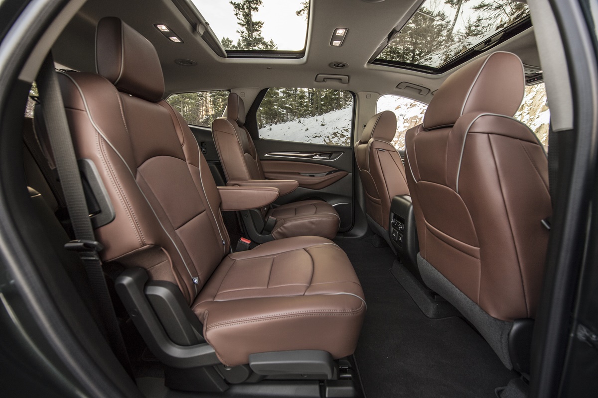 Buick Enclave 2018 (10)