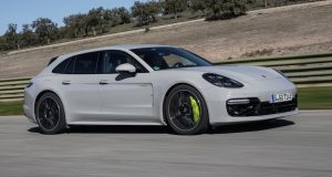 ACTUALITÉ AUTO : Porsche Panamera e-Hybrid, bientôt à cours de piles