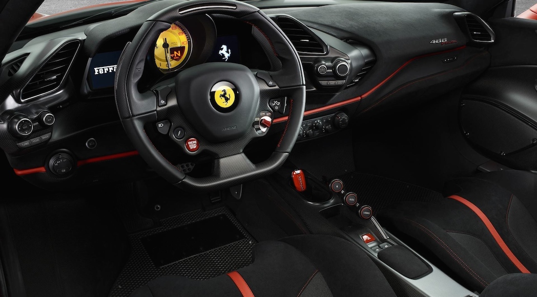Ferrari 488 Pista 2019-8