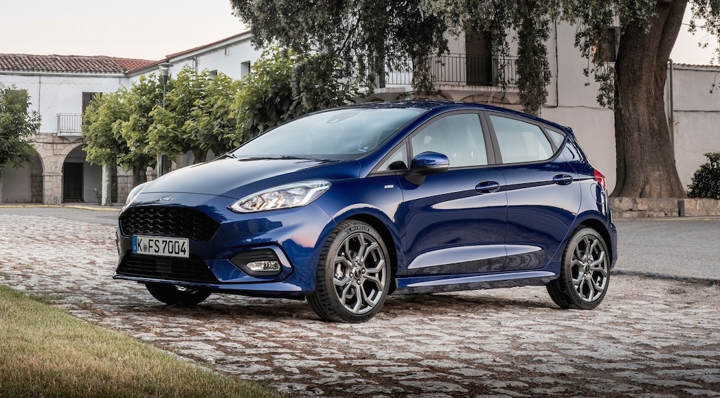 11-Ford-Fiesta-2017-1600-05