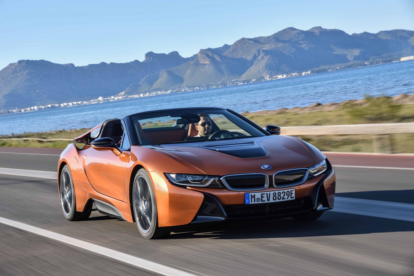 BMW i8 Roadster