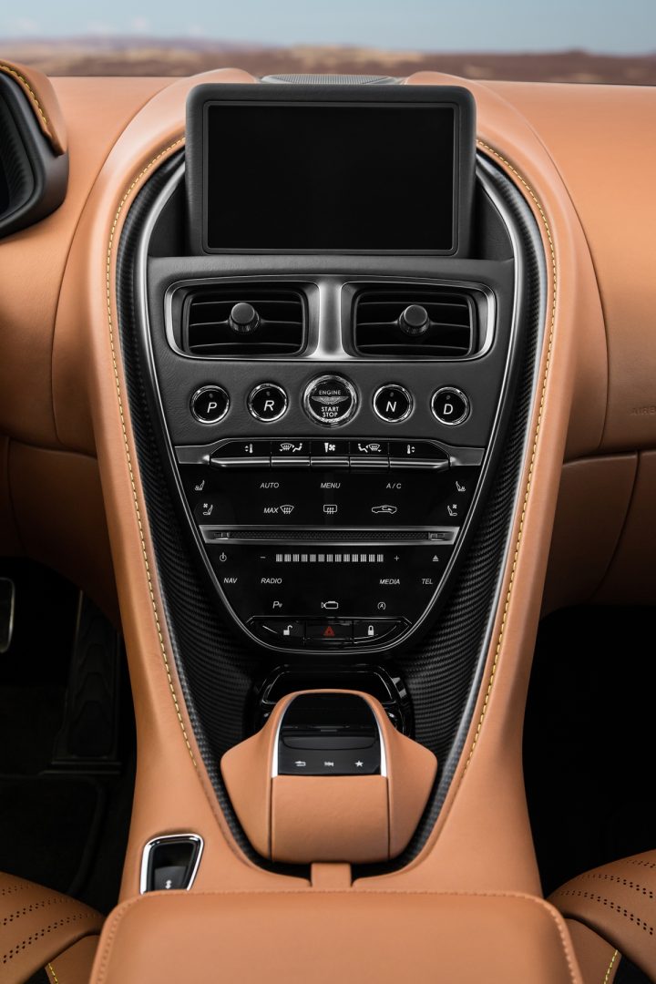 DB11_AMR_ (3)WM