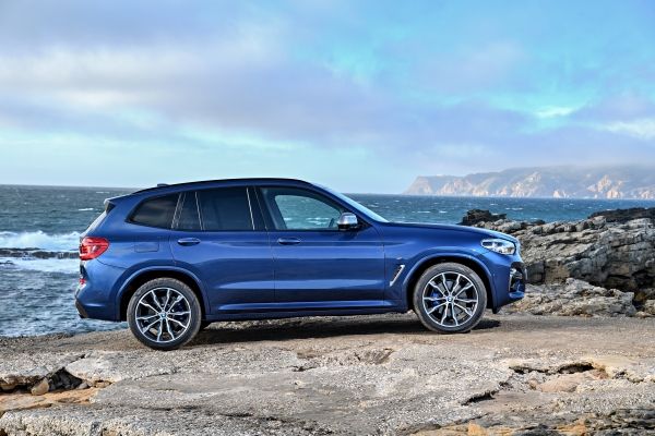 P90281738_lowRes_the-new-bmw-x3-m40i-