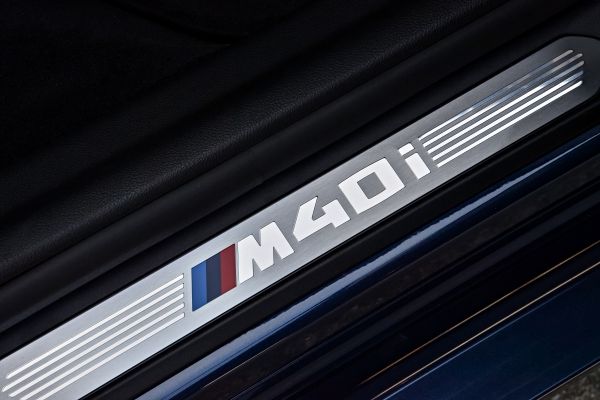 P90281813_lowRes_the-new-bmw-x3-m40i-